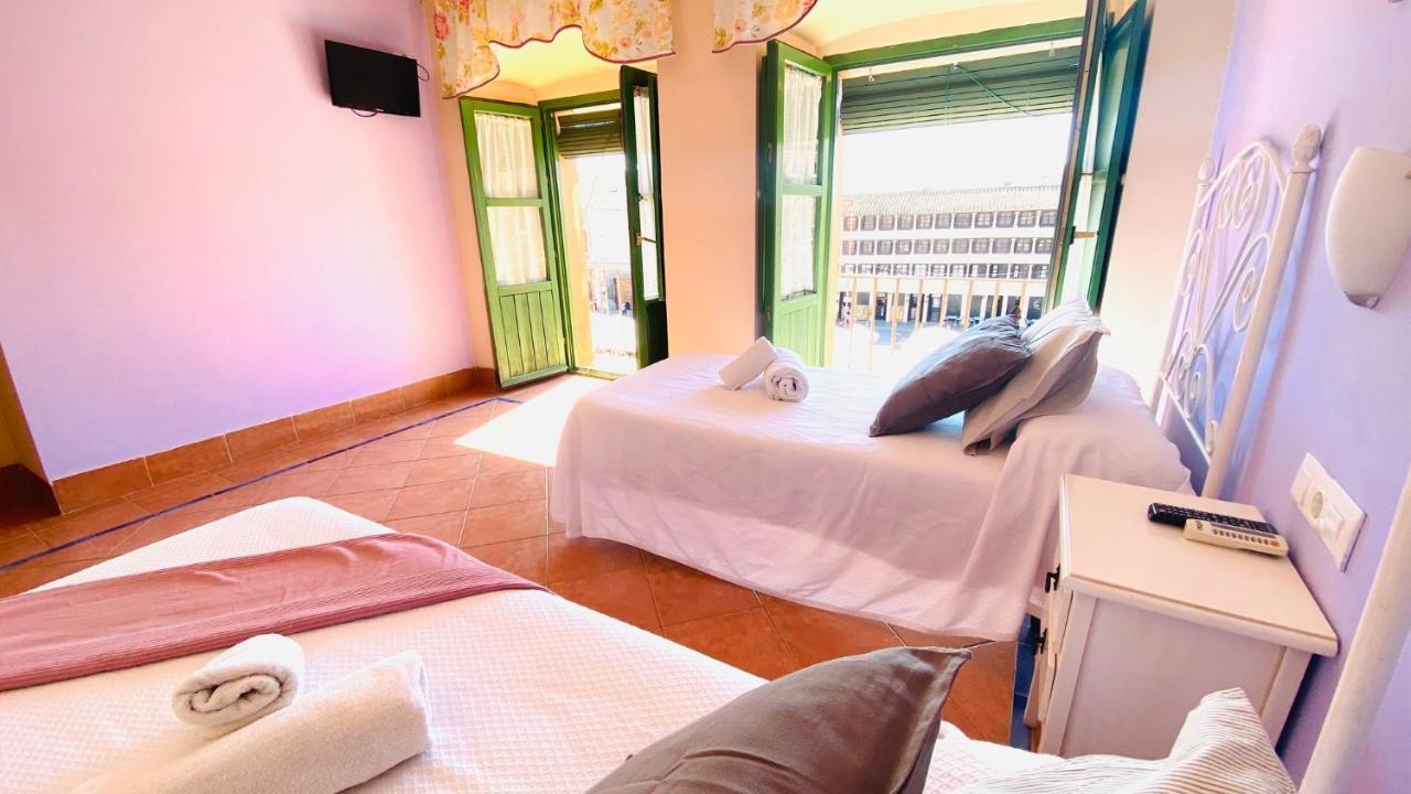 Bed & Breakfast Hostel Plaza Mayor Corredera *