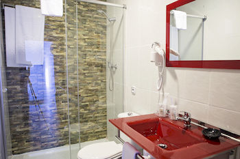 De Faroles Hotel 2*