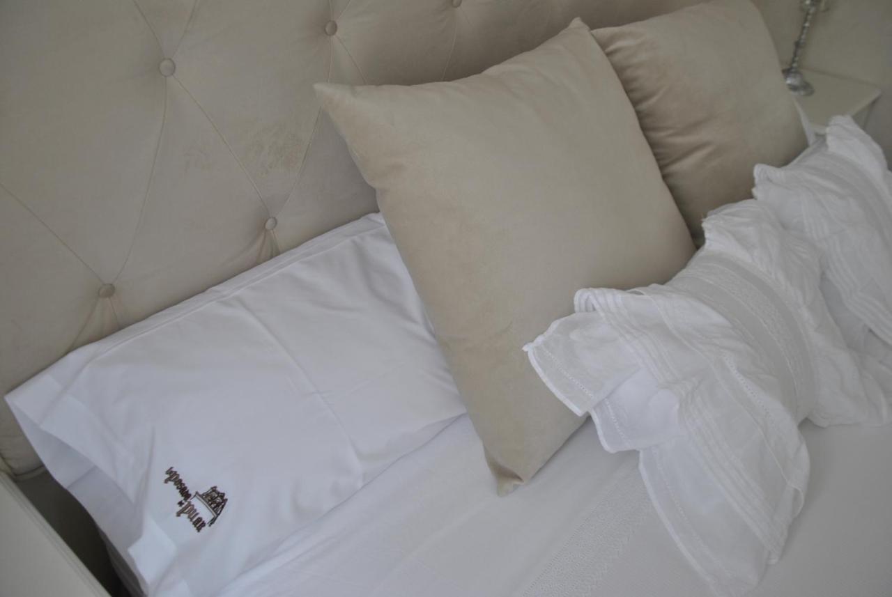 La De Pilar Aparthotel 3*