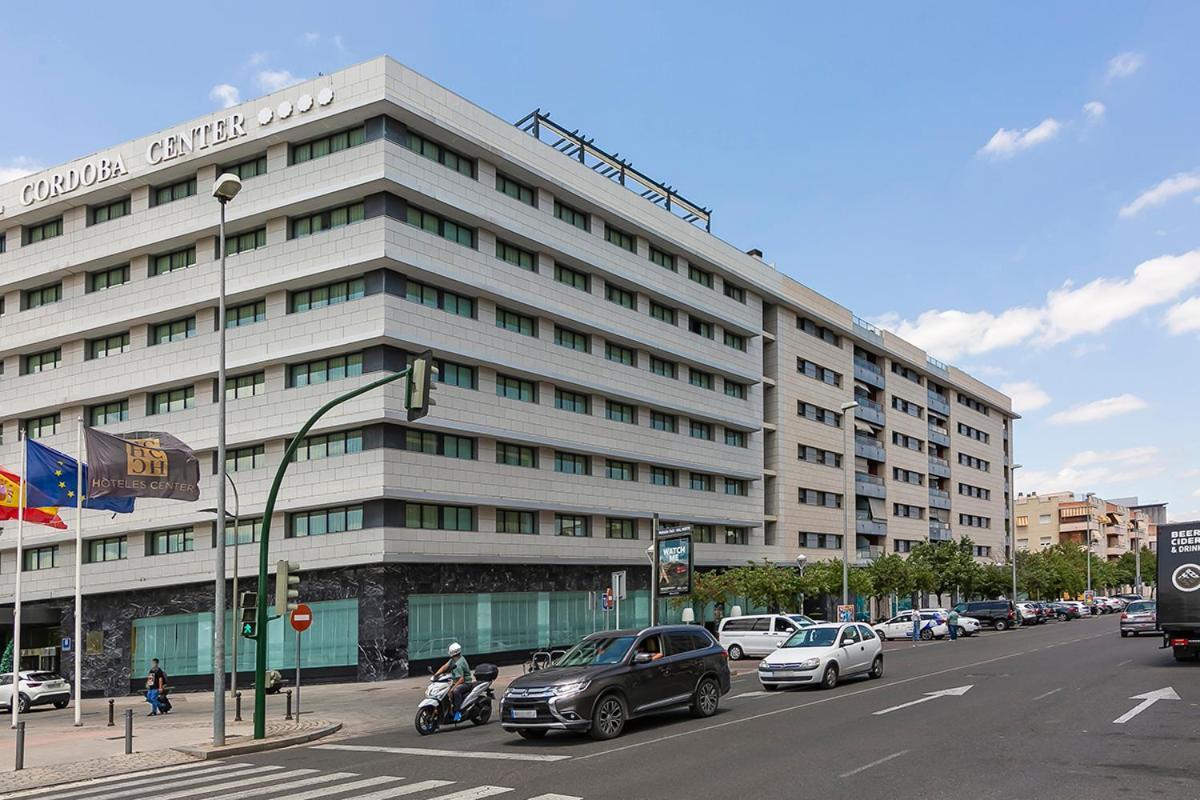 Apartment Center *