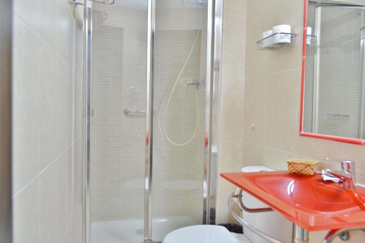 Hotel Marisa 2*