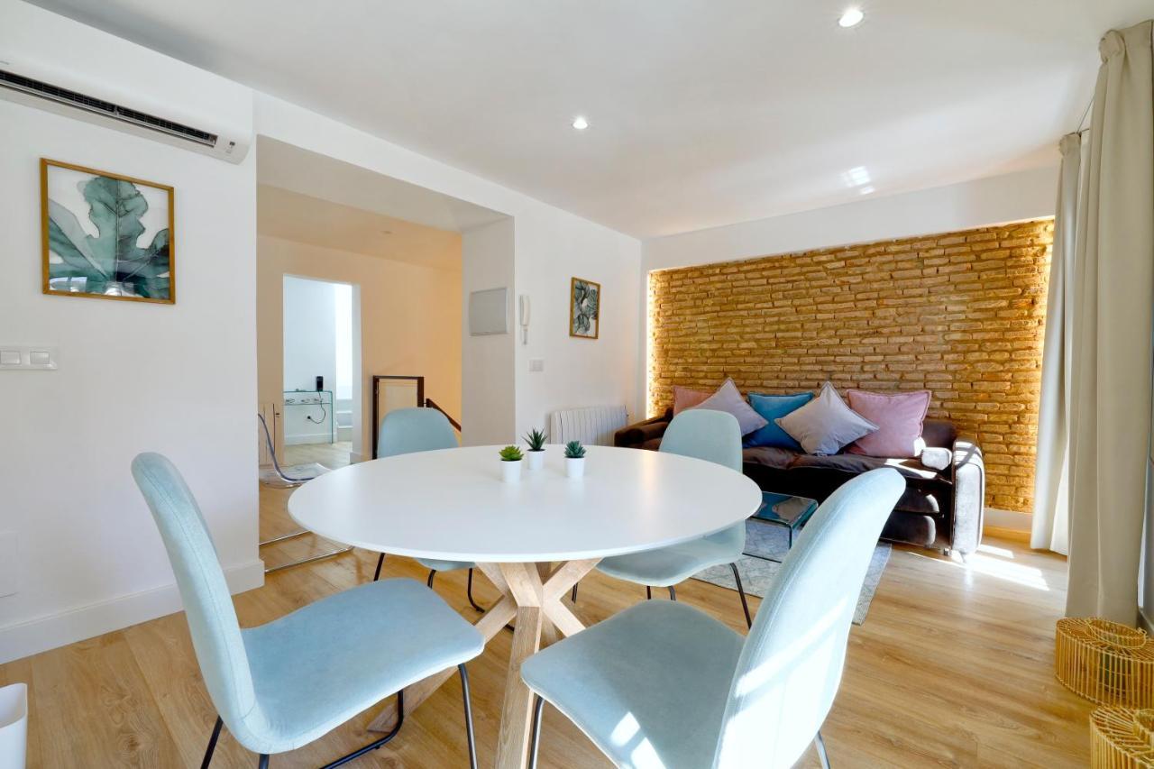 Victoria Apartment *
