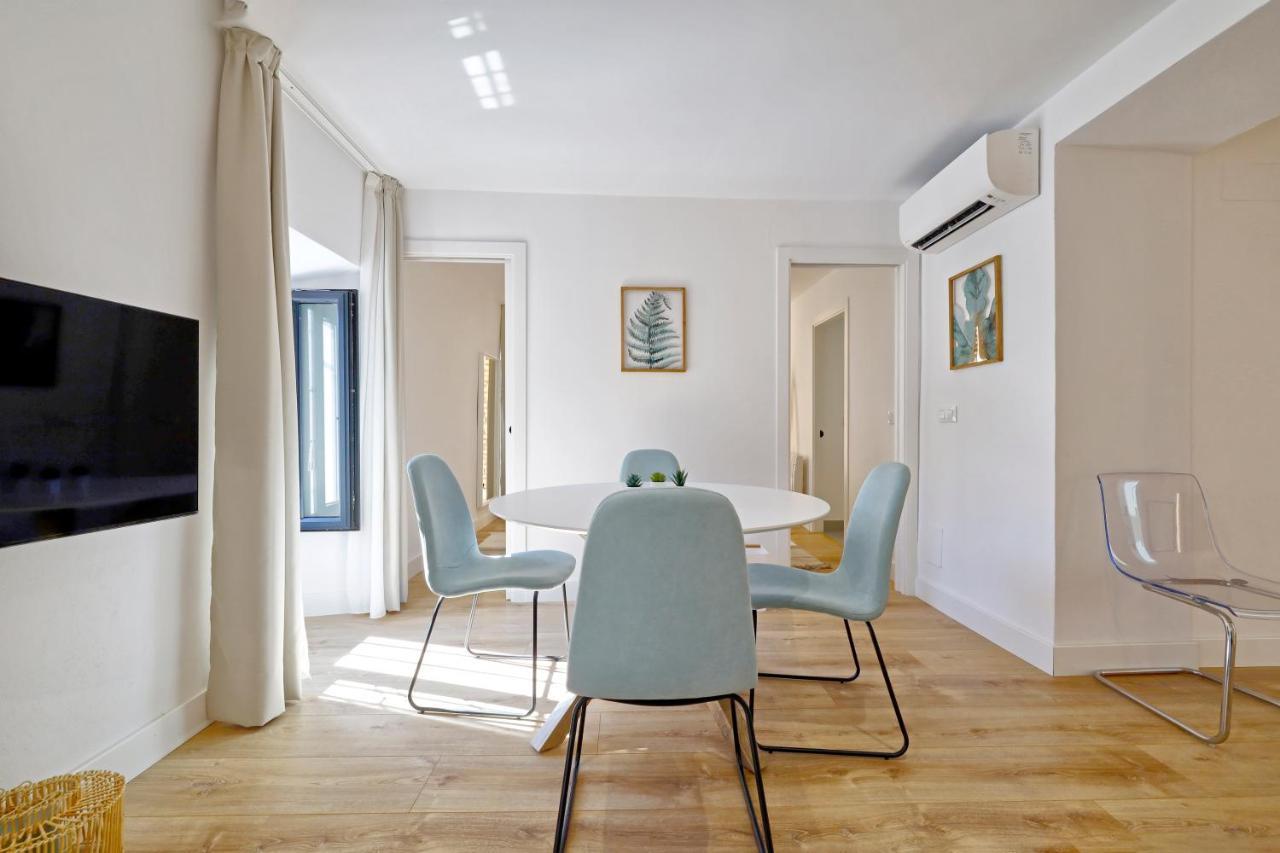 Victoria Apartment *