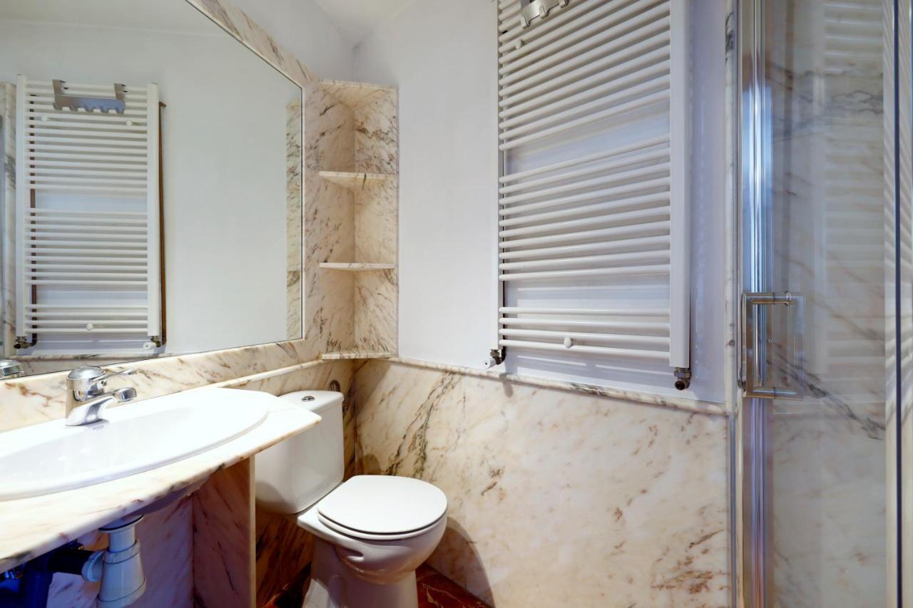 Con Patio Cordobés En San Basilio Apartamento *