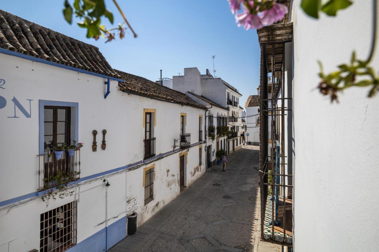 Con Patio Cordobés En San Basilio * Córdoba
