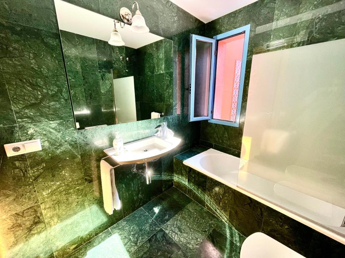 Hotel Conde De Cardenas