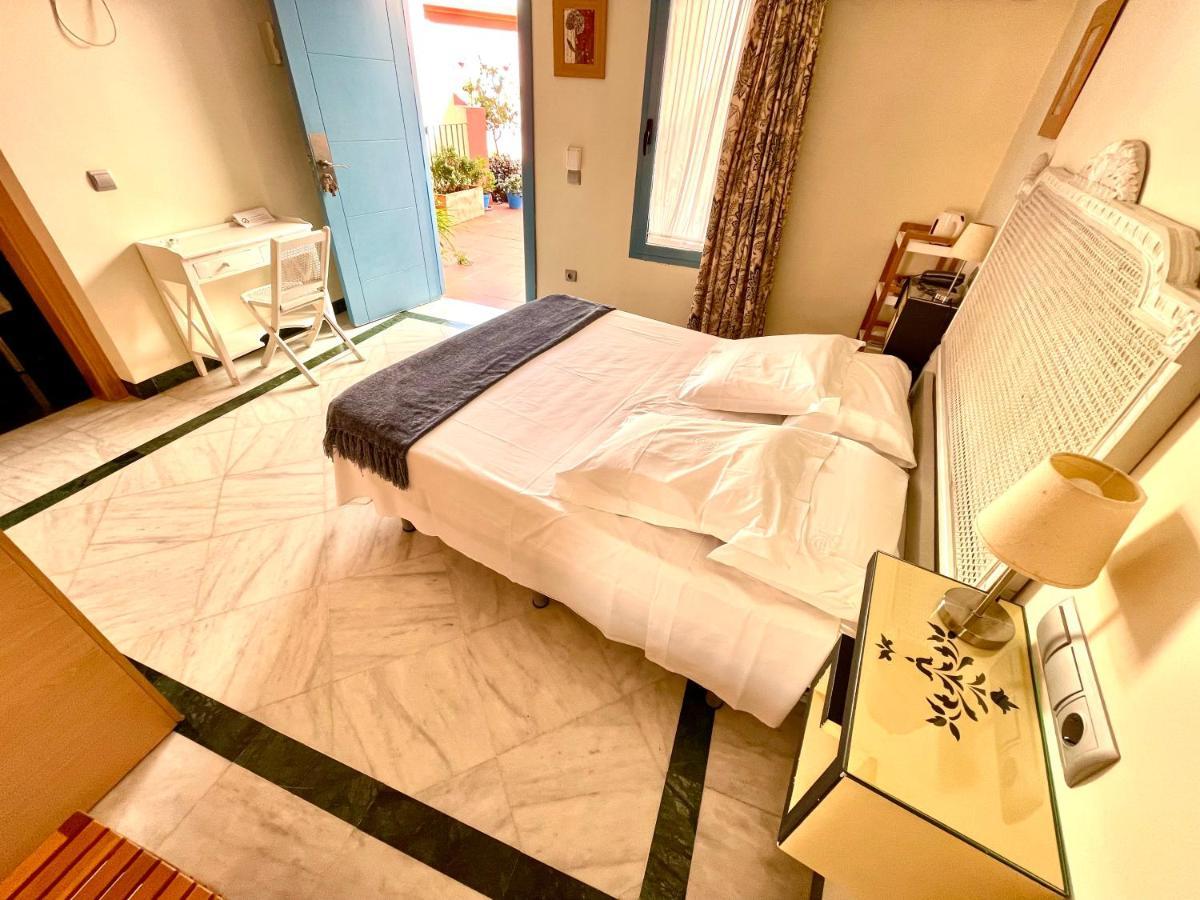 Hotel Conde De Cardenas