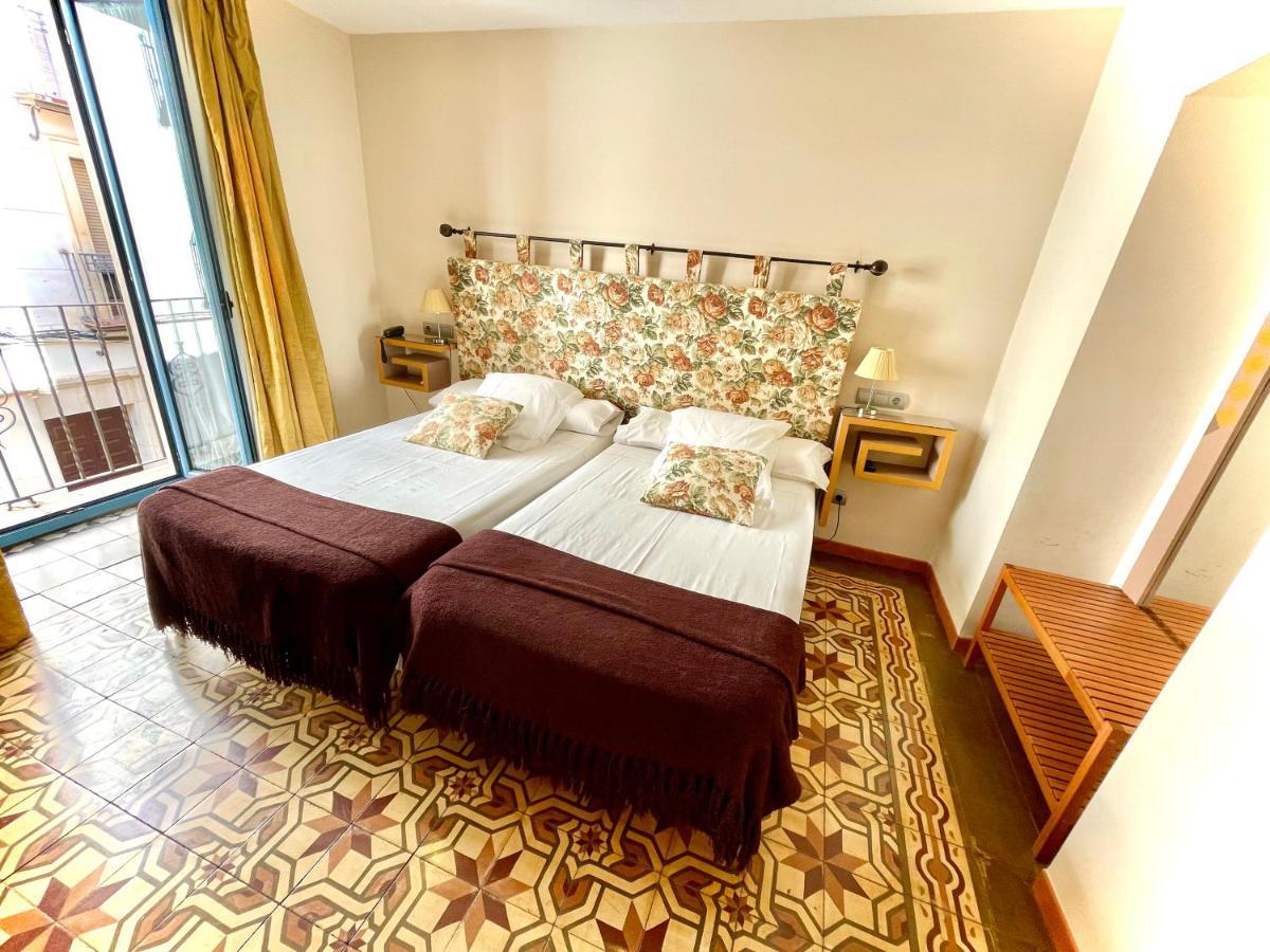 Hotel Conde De Cardenas 2*