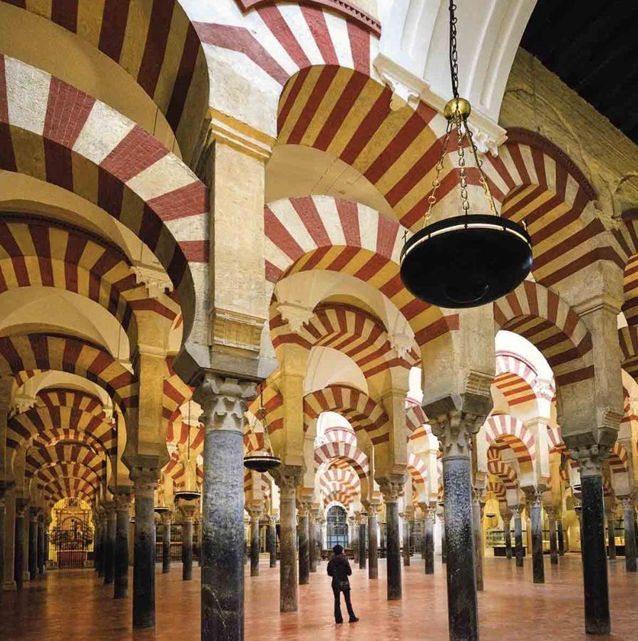 La Terraza Del Puente Y Mezqt-catedral * Cordoba