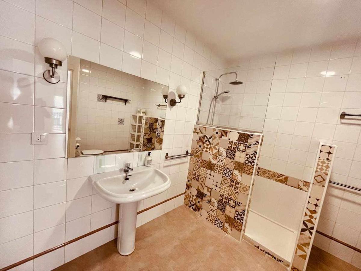 Precioso En Plaza De Cañas Apartamento Córdoba