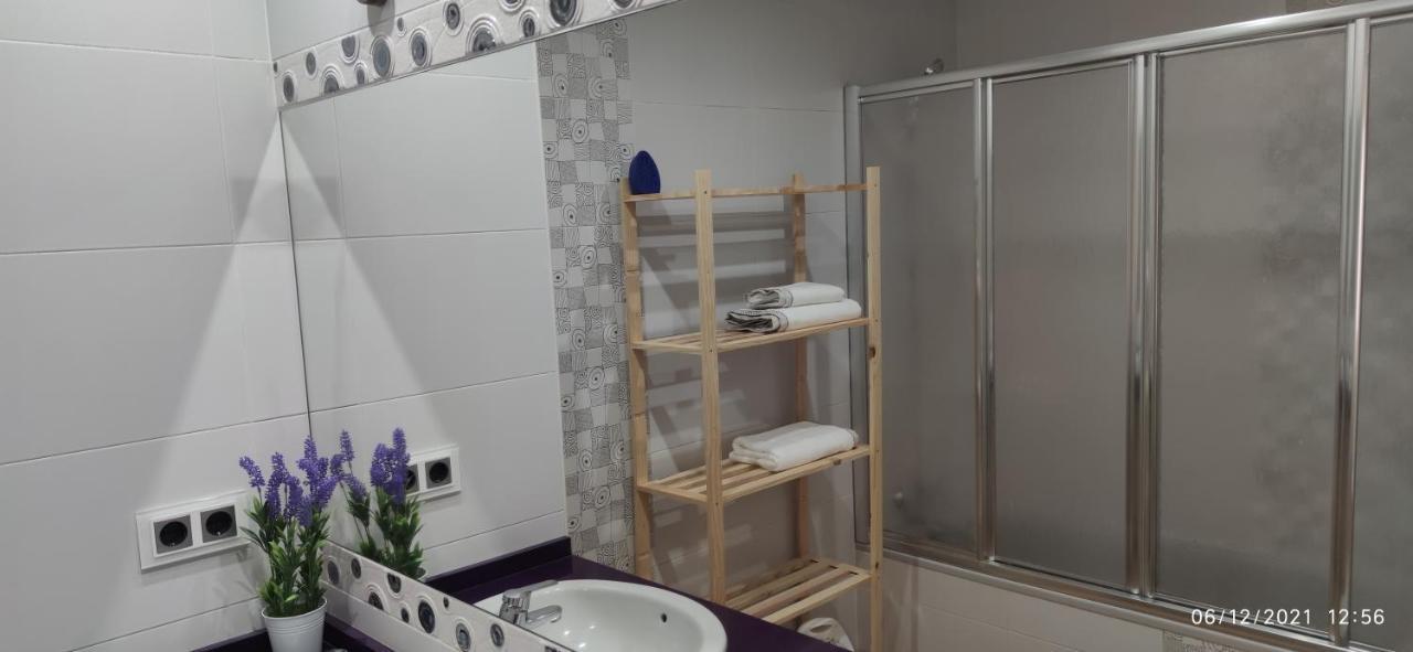Apartment Patio Privado, Parking Gratis Y A Un Paso Del Vial