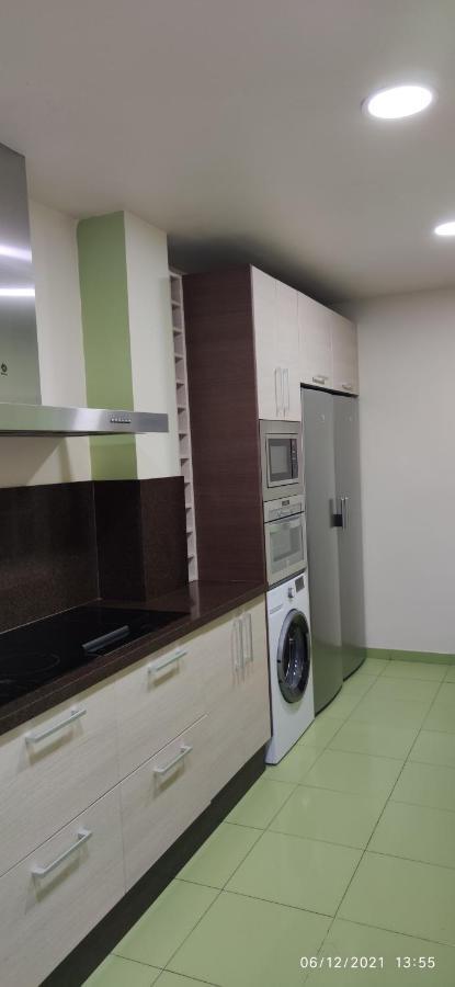 Apartment Patio Privado, Parking Gratis Y A Un Paso Del Vial *