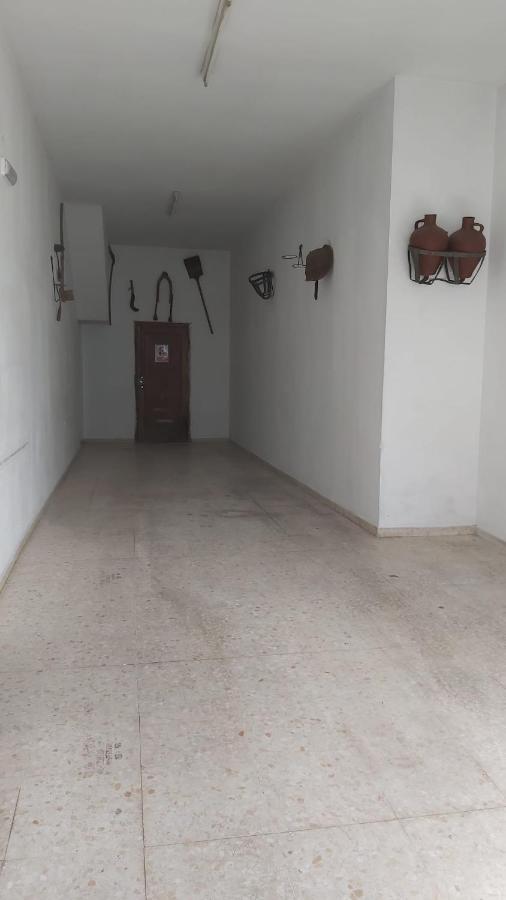 Patio Privado, Parking Gratis Y A Un Paso Del Vial Apartamento *