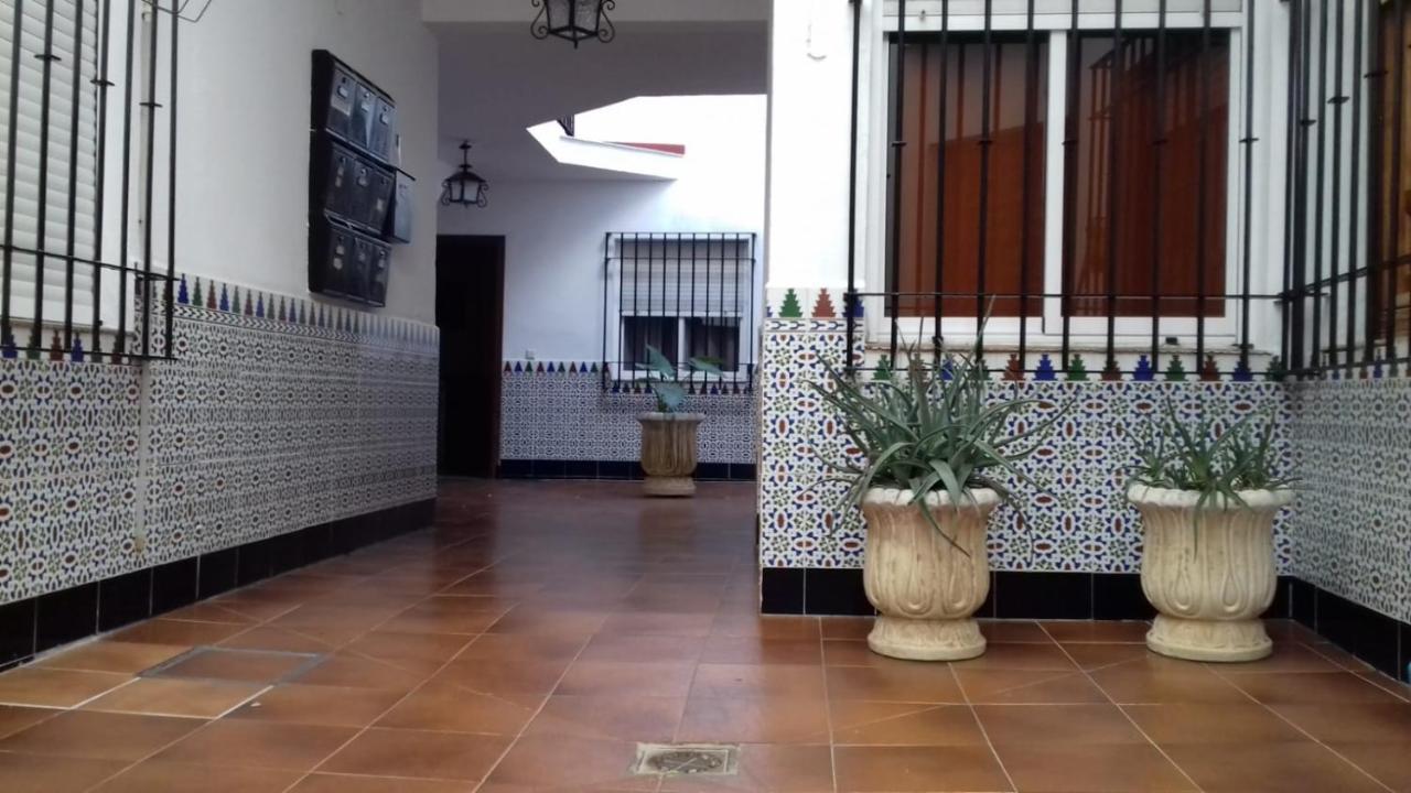 Pompeyos Apartment *