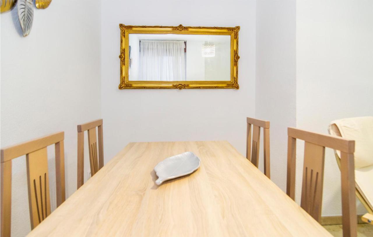 Beautiful In With Kitchenette