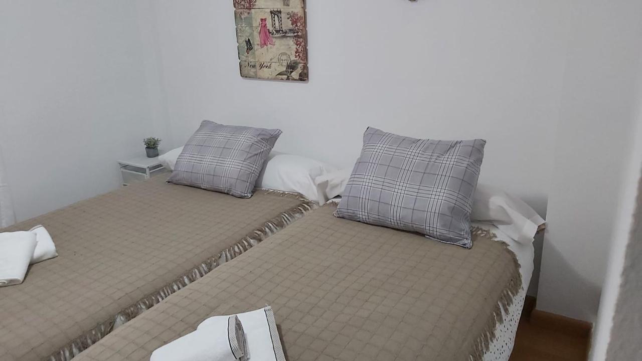 Patio Privado, Parking Gratis Y A Un Paso Del Vial Apartment