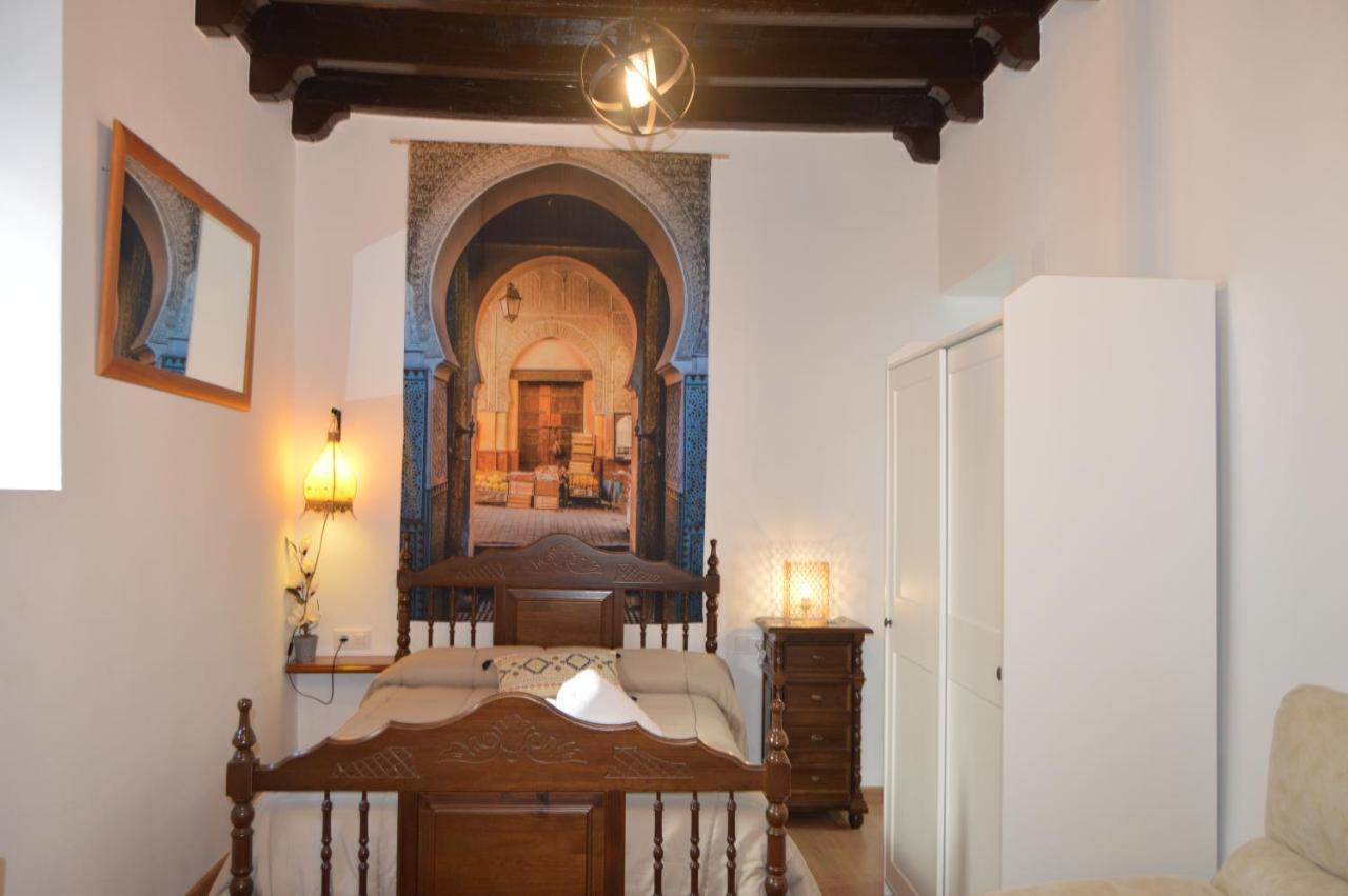 Alcazar Viejo Parking Tourist Apartment *