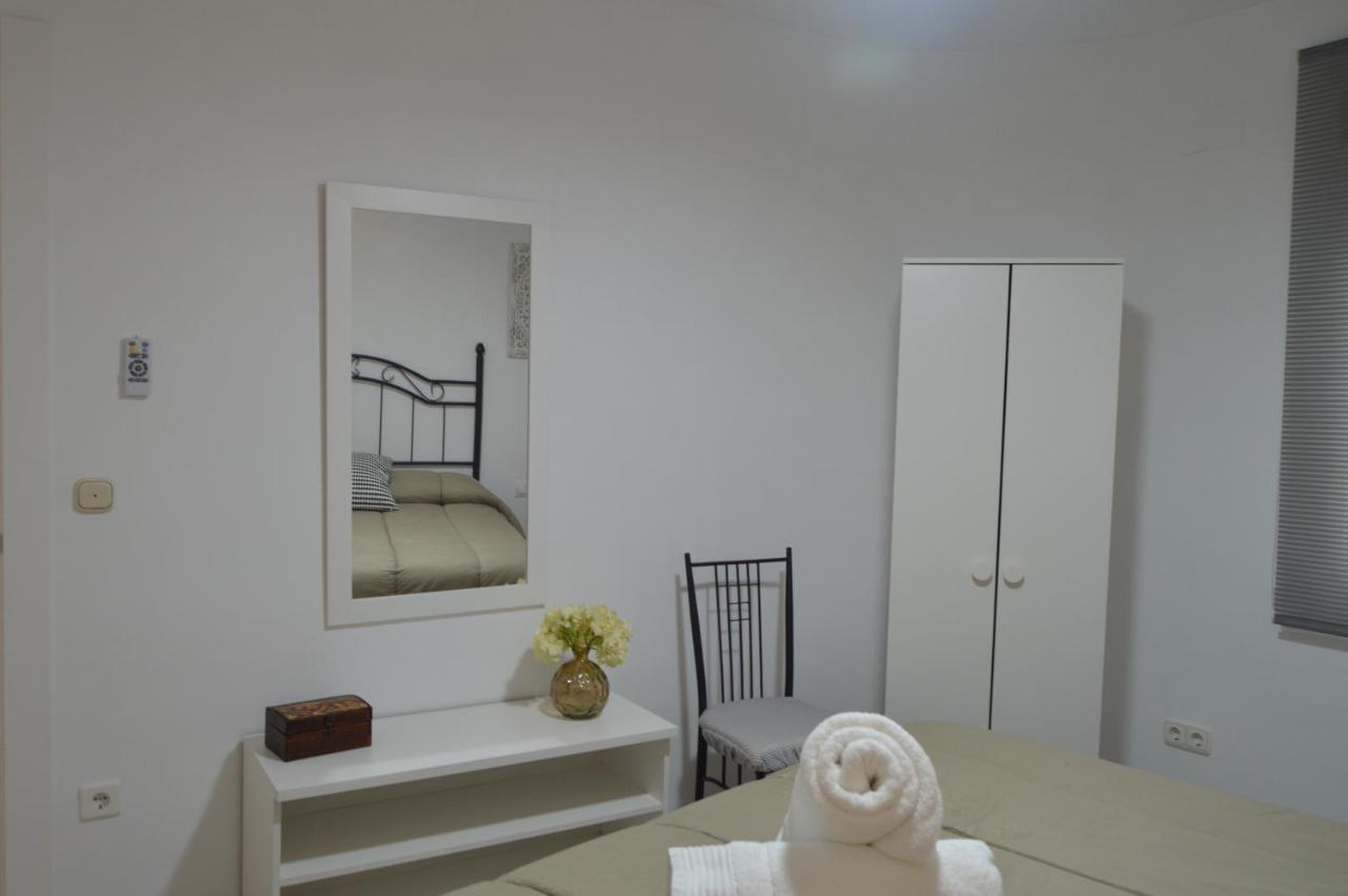 Puerta Sevilla Parking Gratis * Cordoba