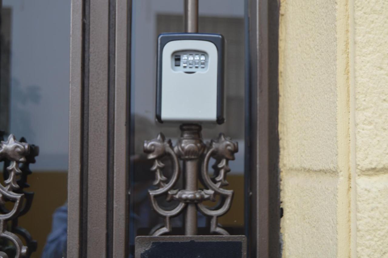 Apartment Puerta Sevilla Parking Gratis *