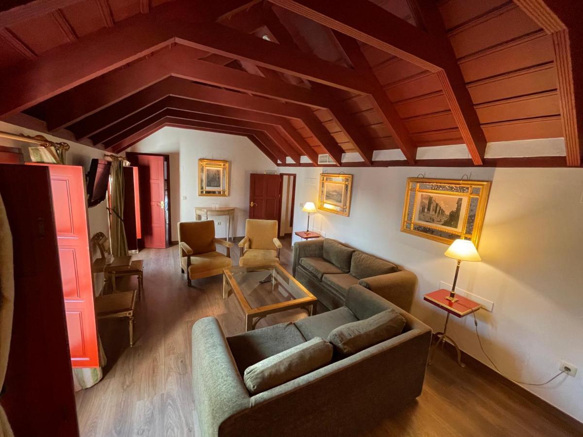Casas De La Juderia De Hotel 4*