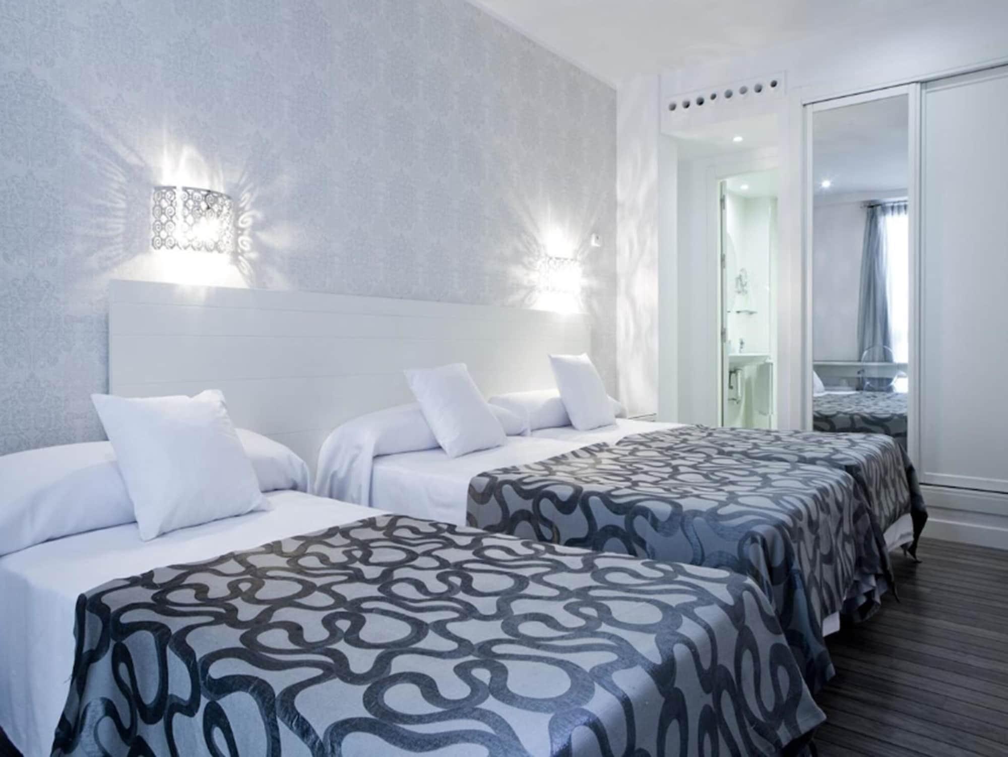 La Boutique Puerta Osario 3*