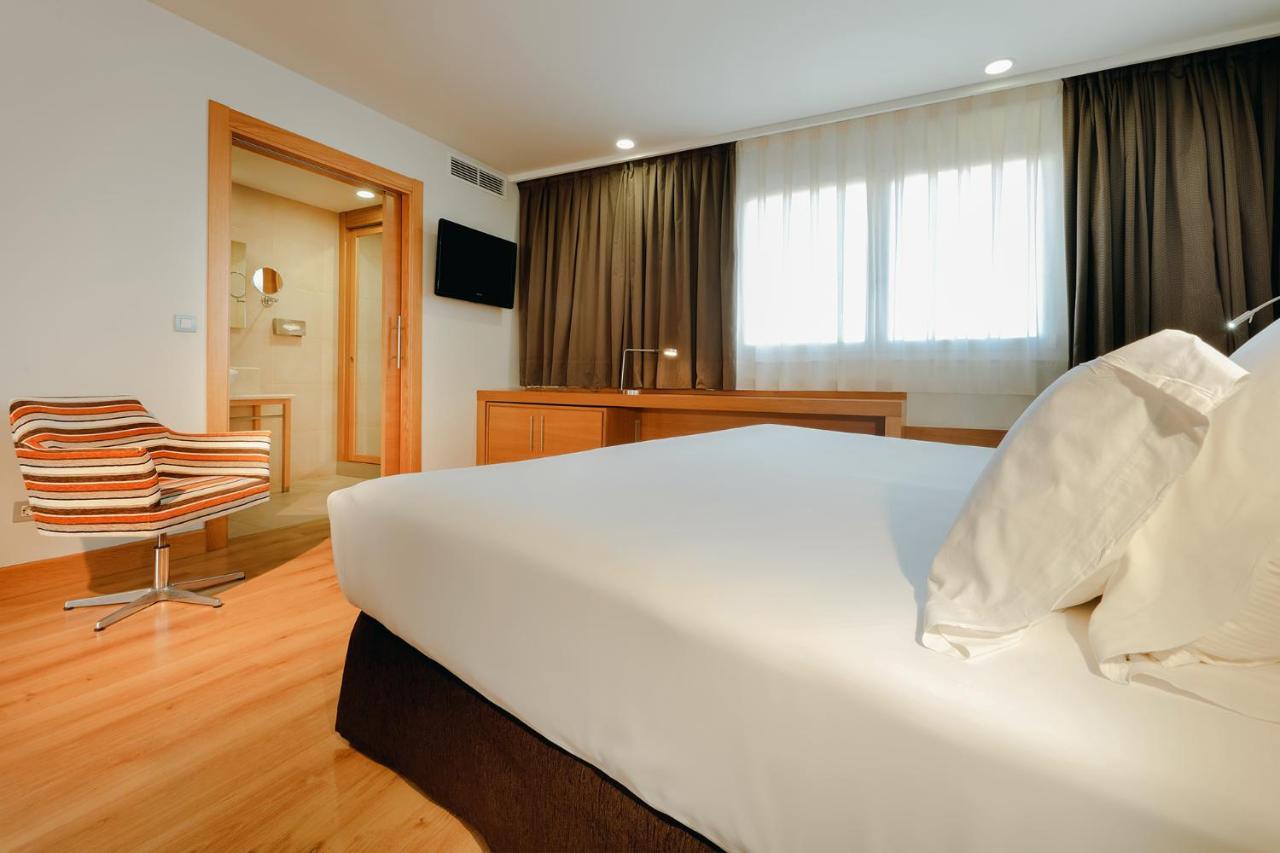 Hotel Hesperia 4*