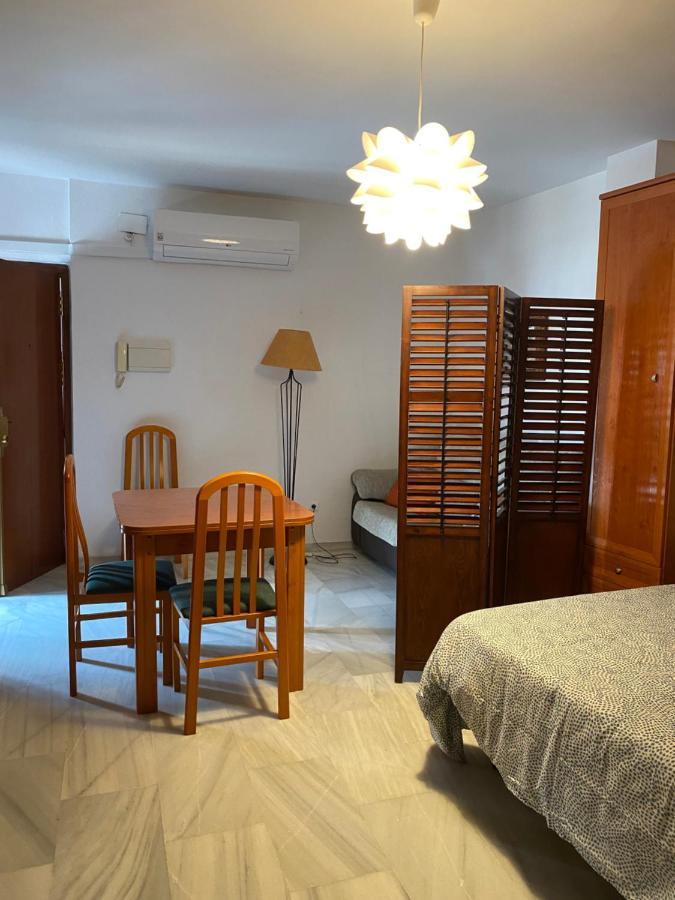 La Abadesa Apartment *