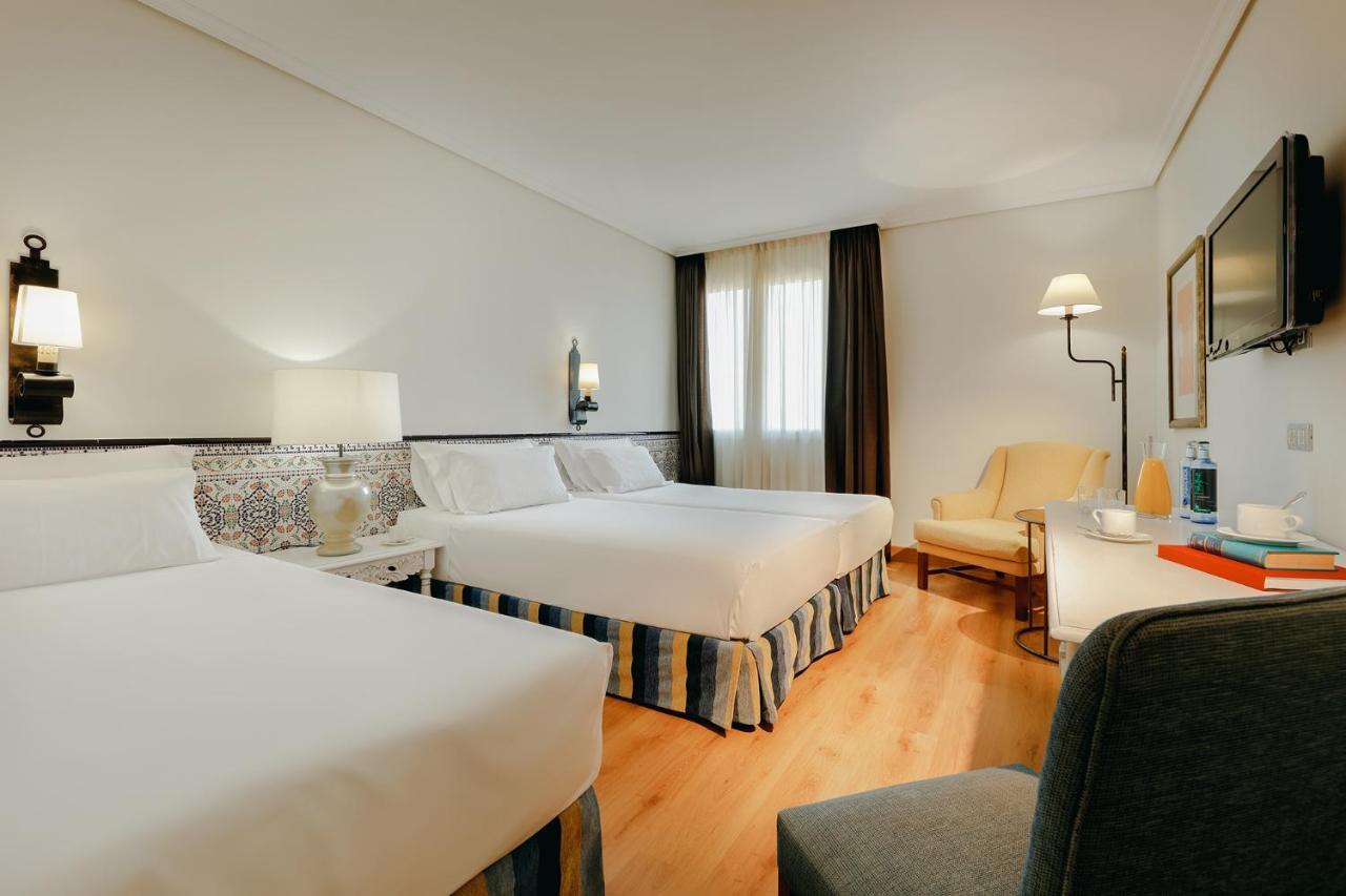 Hesperia Hotel
