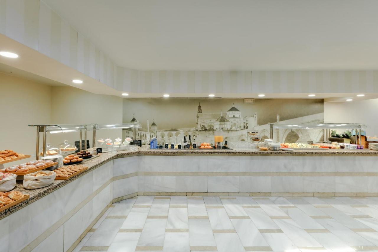 Hesperia 4*