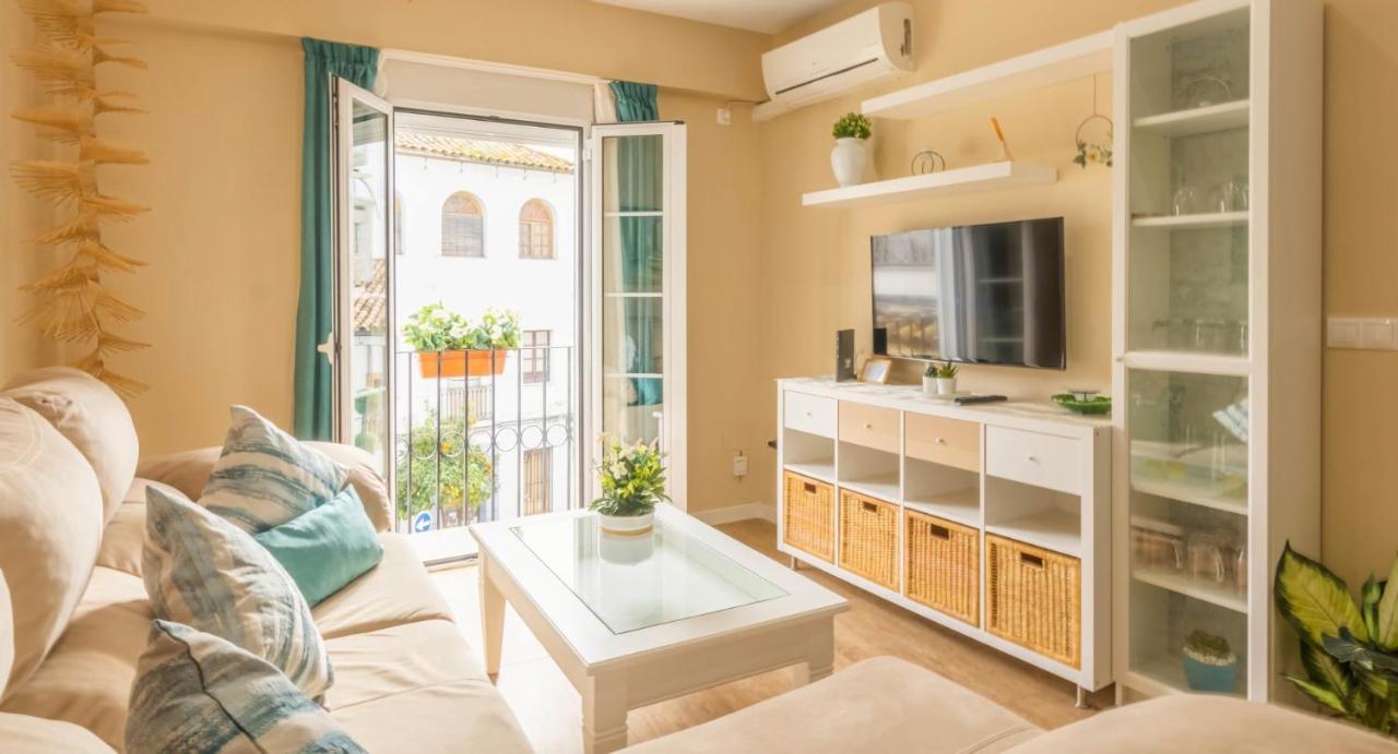 Apartment Juani Centro Parking Y Wifi Gratis *