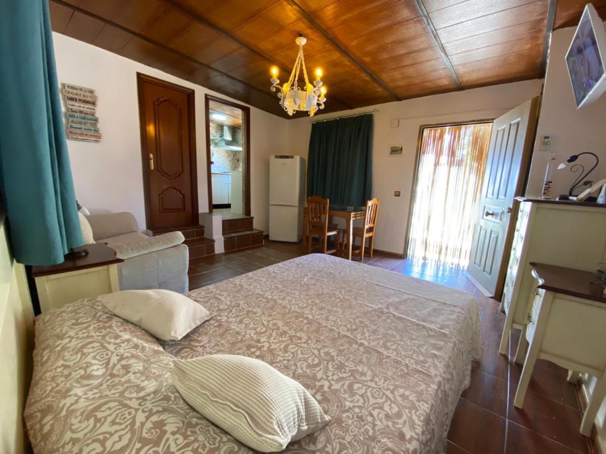 Trassierrarooms D Habitación Equipada Con Cocina Y Baño En Apartamento Córdoba