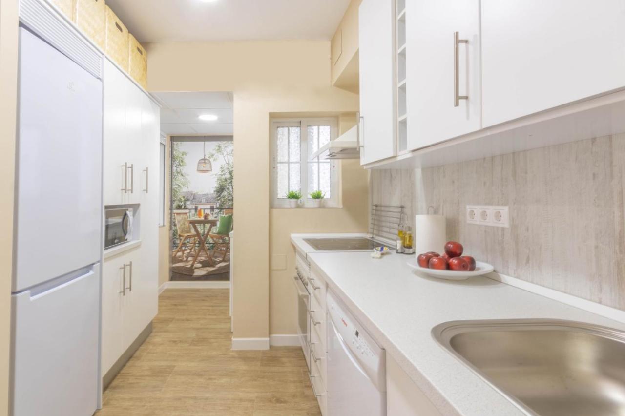 Apartment Juani Centro Parking Y Wifi Gratis *