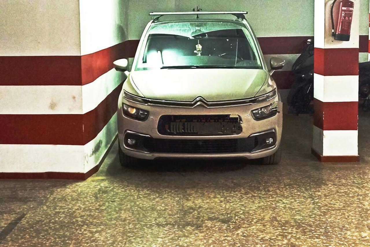 Apartment Juani Centro Parking Y Wifi Gratis *