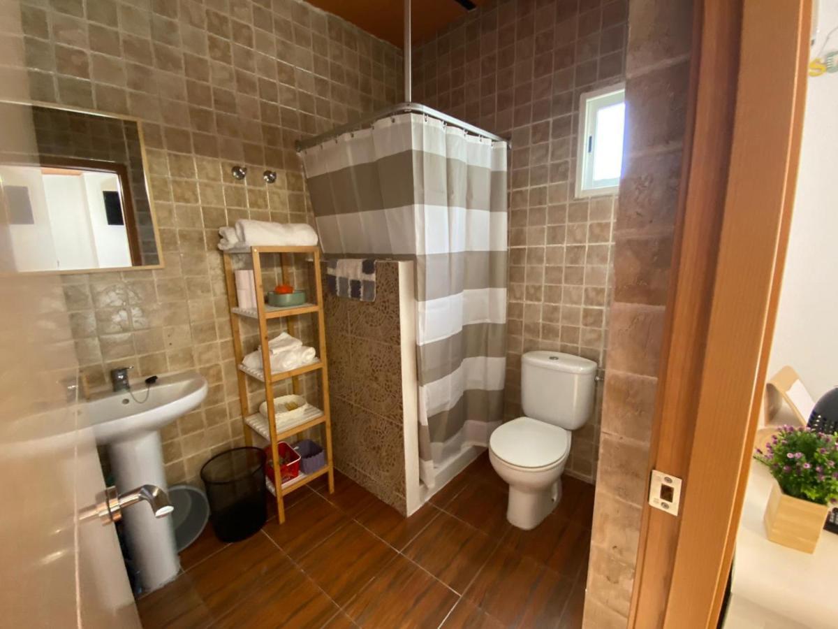 Estudio Con Cocina, Bano Y Piscina De Temporada Compartida, A 8km De Cordoba, En Plena Sierra, By Trassierrarooms