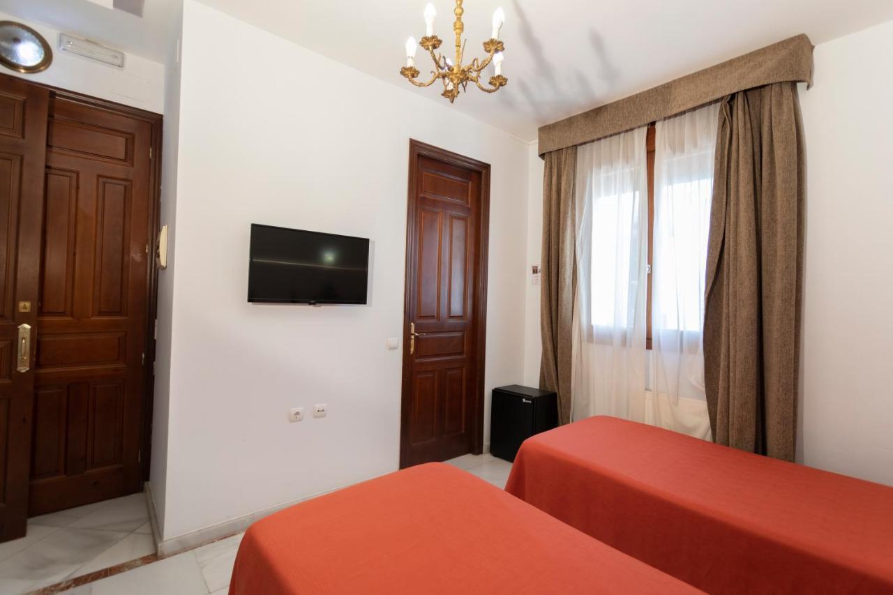 Hotel Don Paula 2*