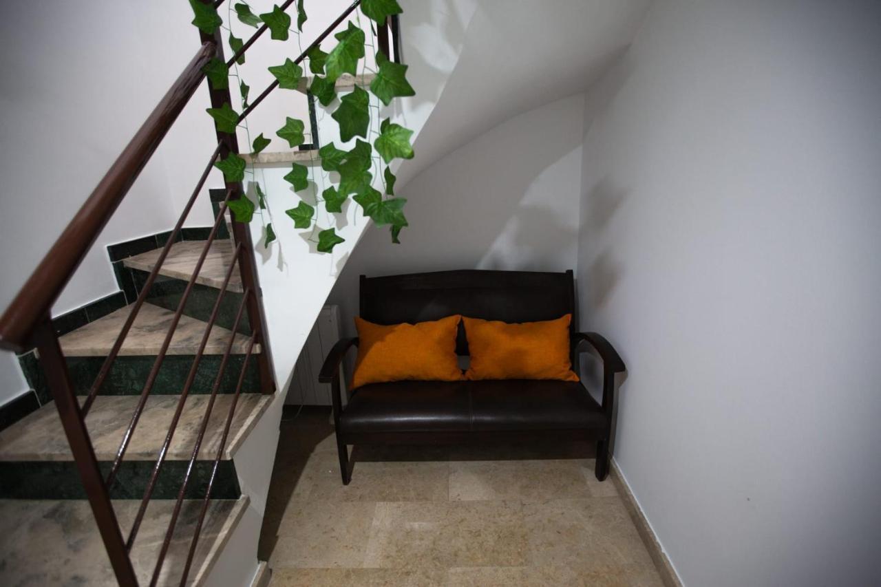 Piso Con Solarium Calahorra Con Solera Parking Privado Gratis Apartamento Córdoba