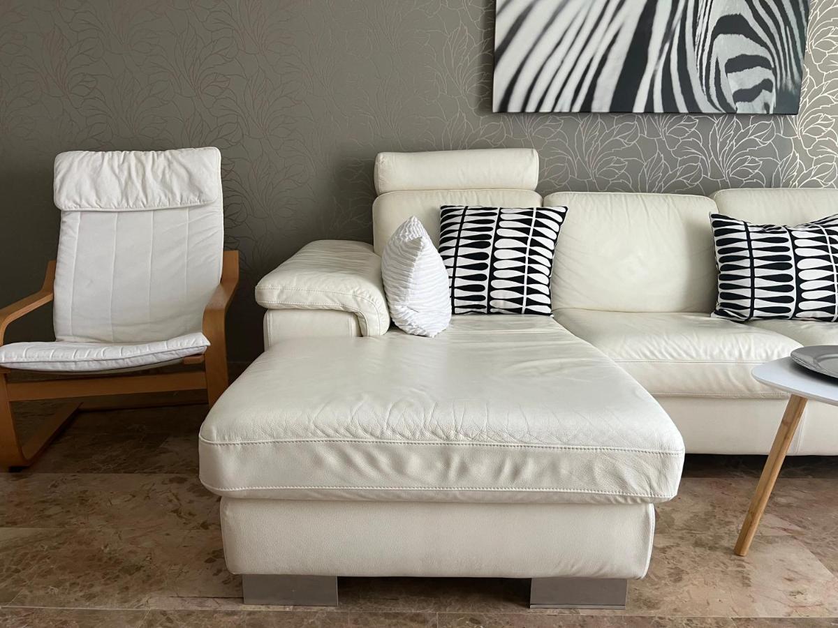 Apartamento Apartamento La Calahorra Con Parking Gratuito Córdoba