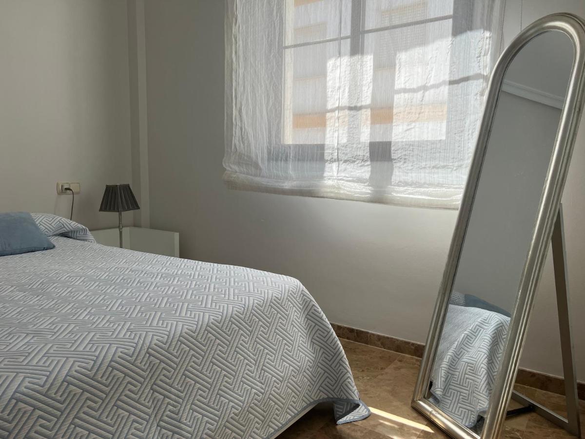 Apartamento La Calahorra Con Parking Gratuito * Córdoba