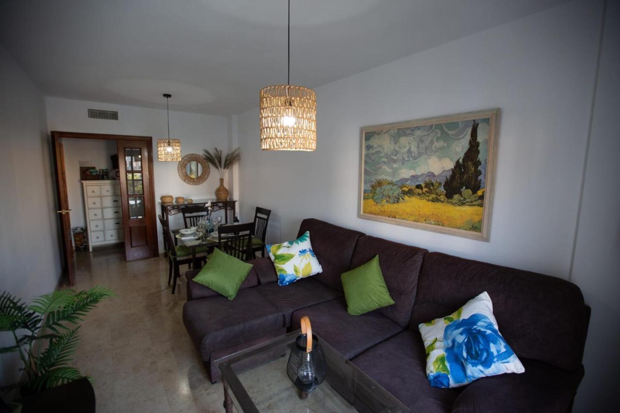 Apartamento Piso Con Solarium Calahorra Con Solera Parking Privado Gratis *