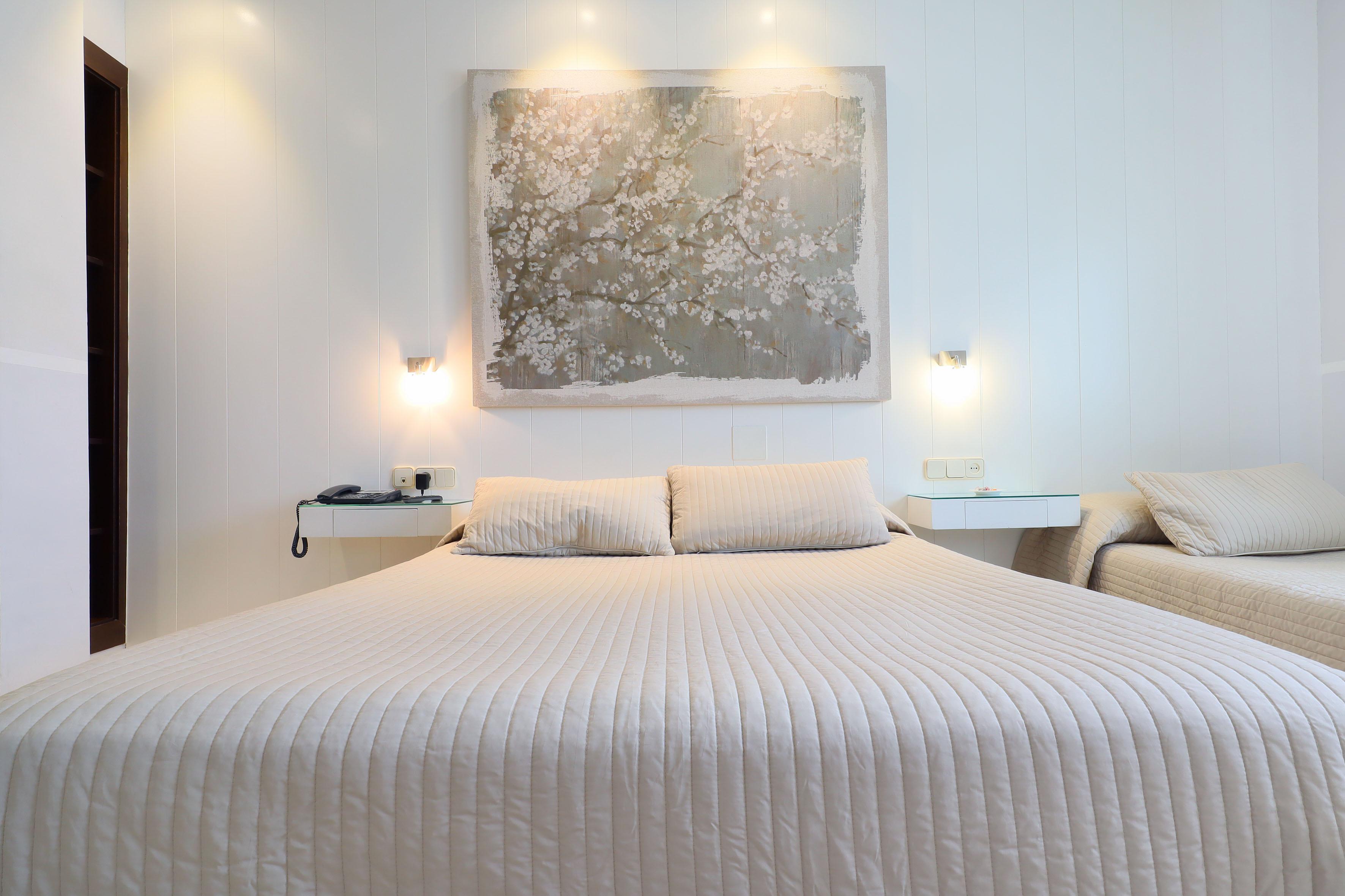 Oasis Hotel 2*