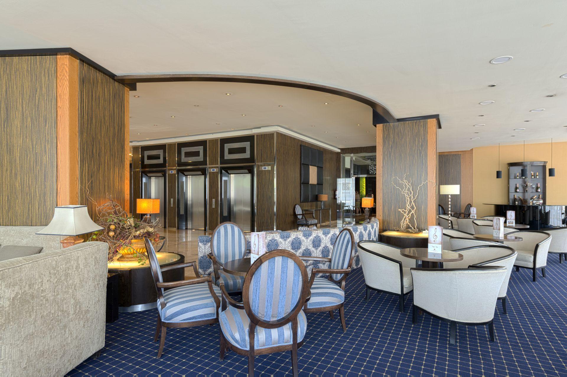 Center Hotel 4*