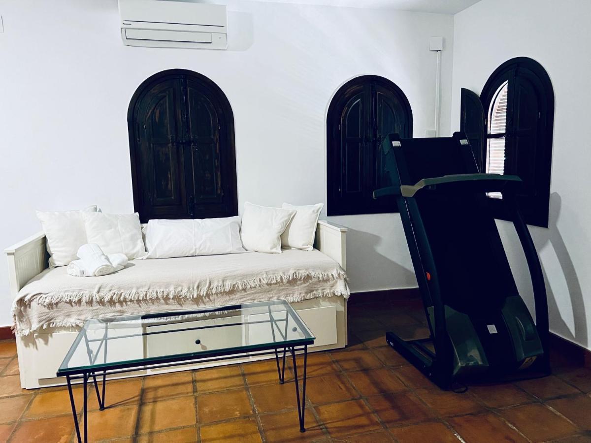 Aljaral, Espectacular,piscina,chimenea, Climatización, Wifi Córdoba