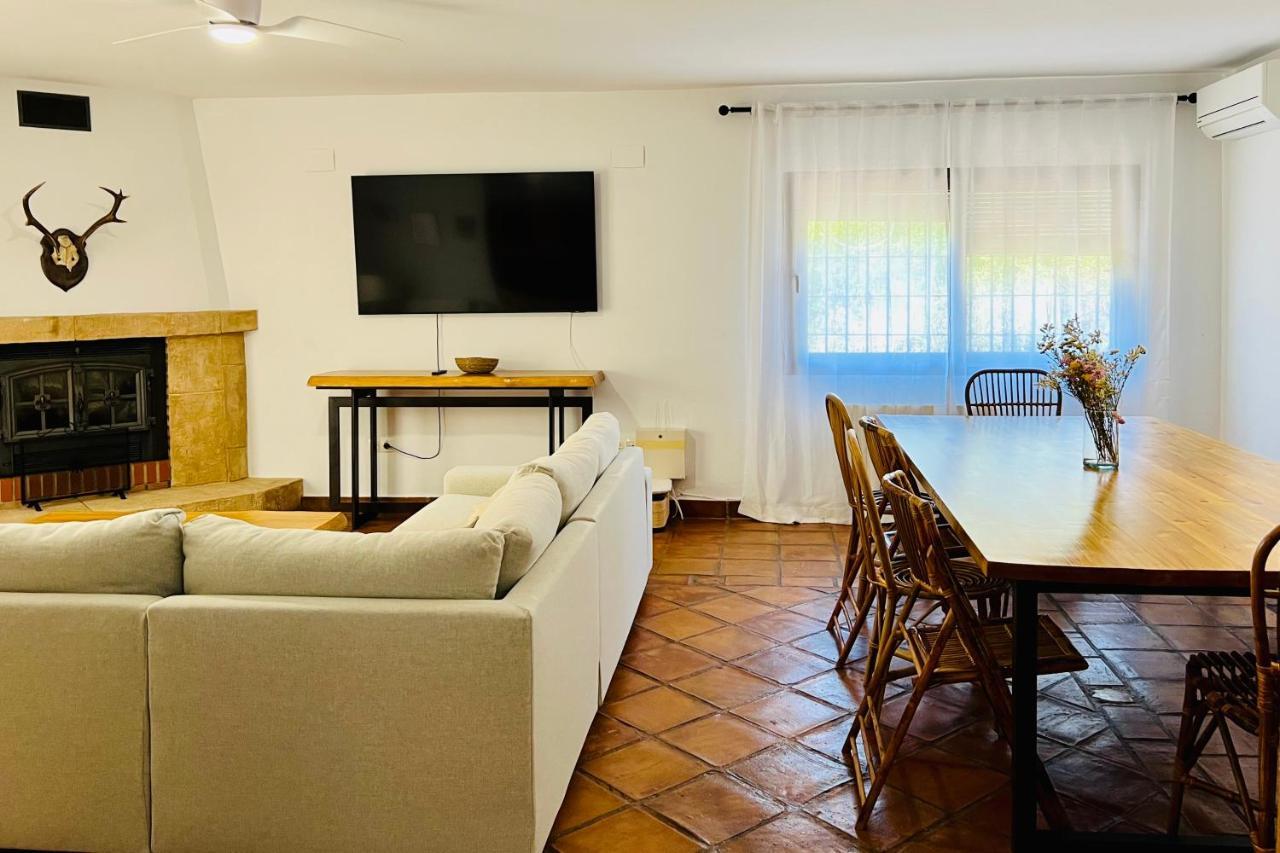 Aljaral, Espectacular,piscina,chimenea, Climatización, Wifi Сasa de vacaciones Córdoba