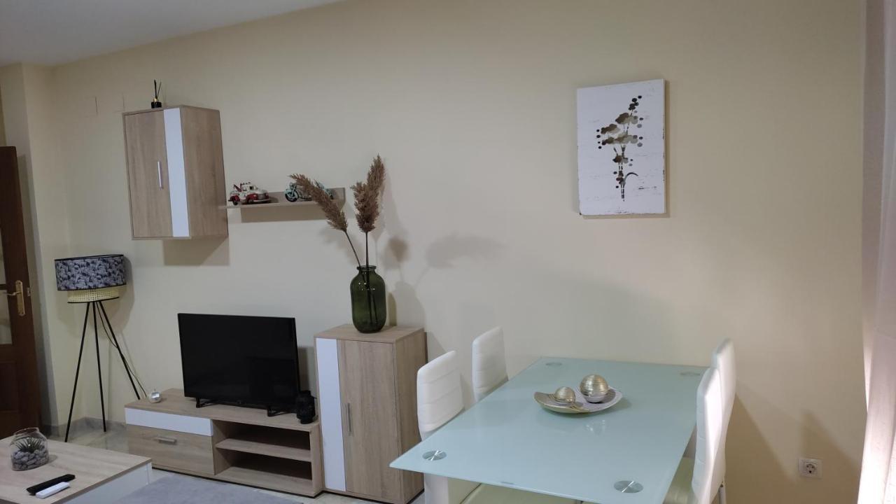 Apartamento Puerta Nueva Apartment *
