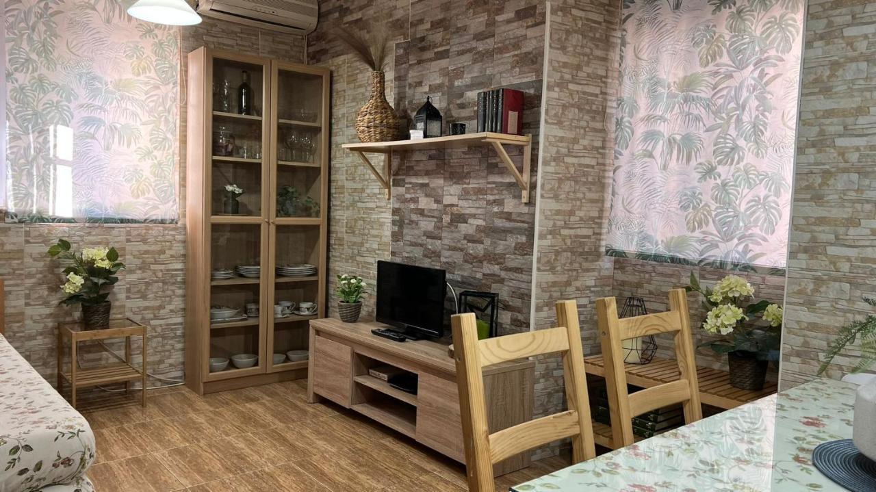 Apartamento En Barrio San Basilio *