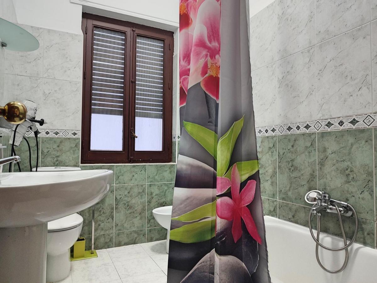 Eduardo Lucena 5, Puente Apartment *