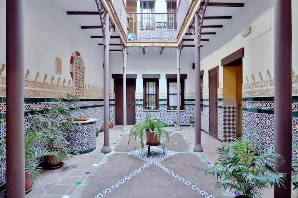 Apartment Horno24, Con Patio Andaluz, Tipico De *