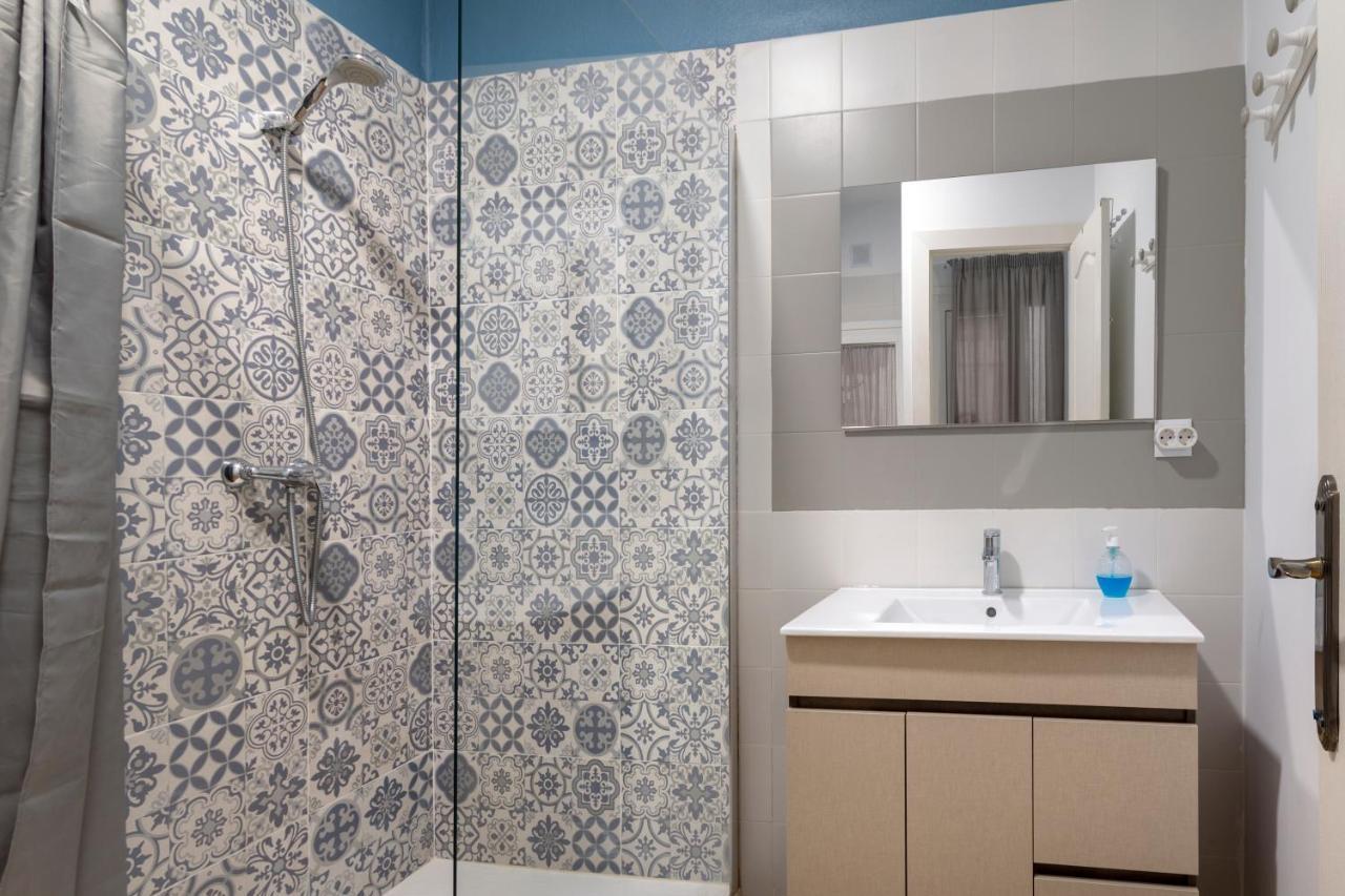 A 20 Metros De La Mezquita Catedral ,apartamentos Turistico Cespedes 5 Apartment *