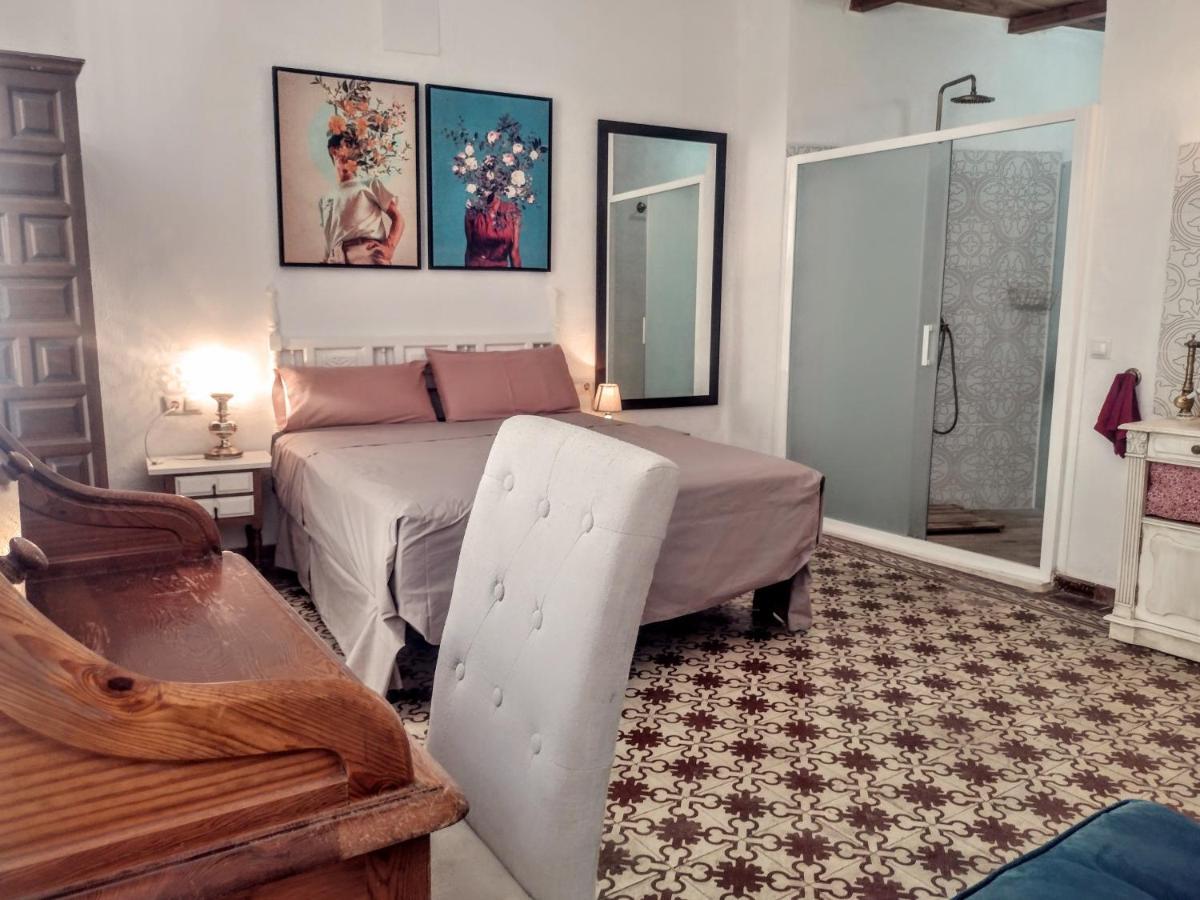 Homestay Casa Escondida - Residencia De Artistas *