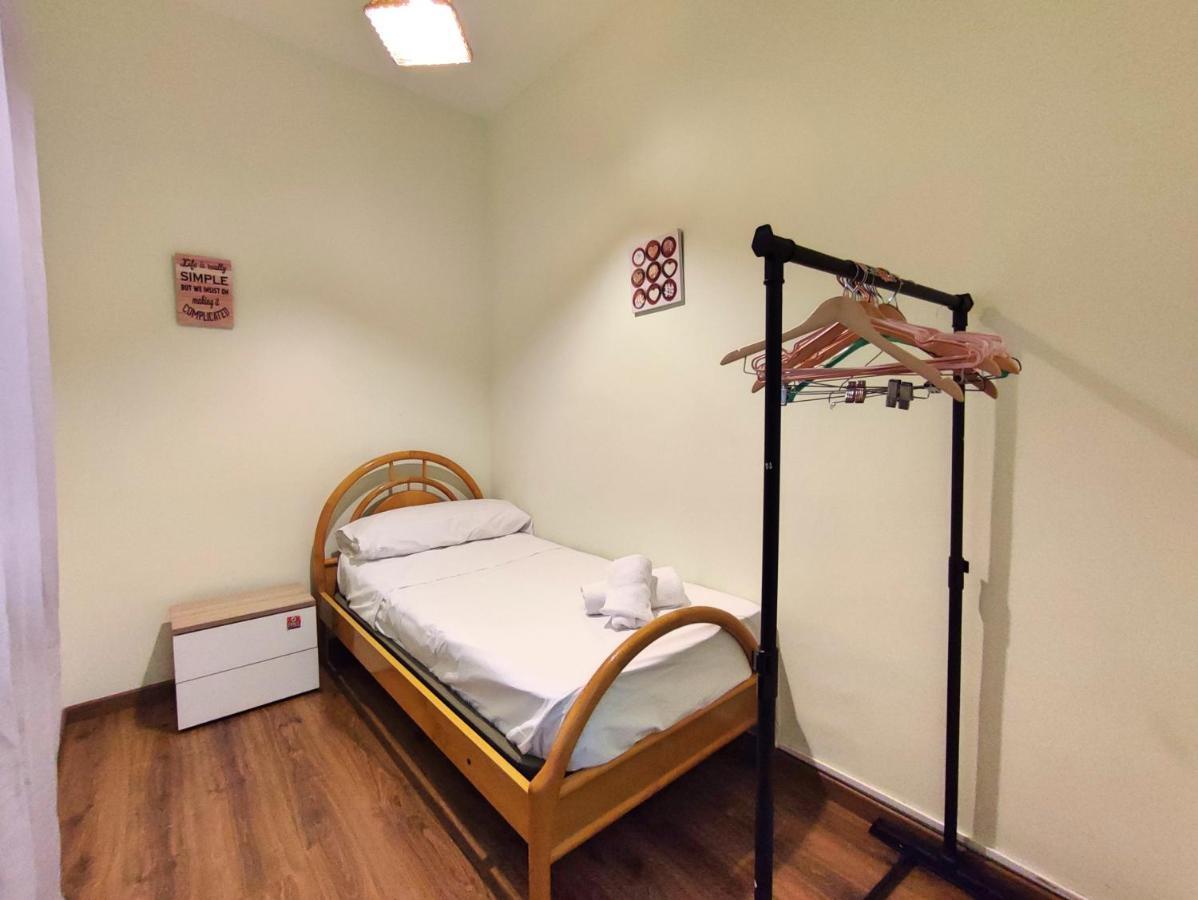 Eduardo Lucena 5, Puente Apartment